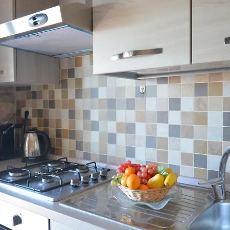 Gennirco アパート