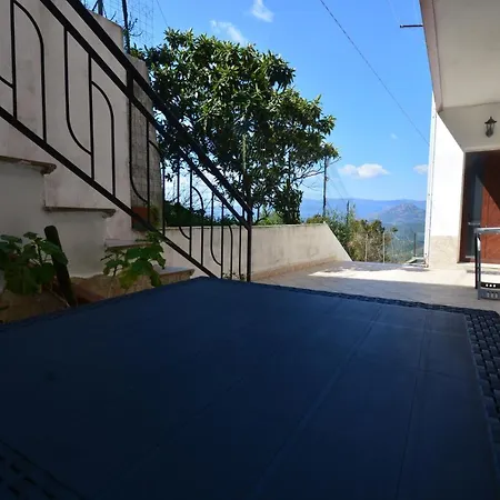 Gennirco アパート *